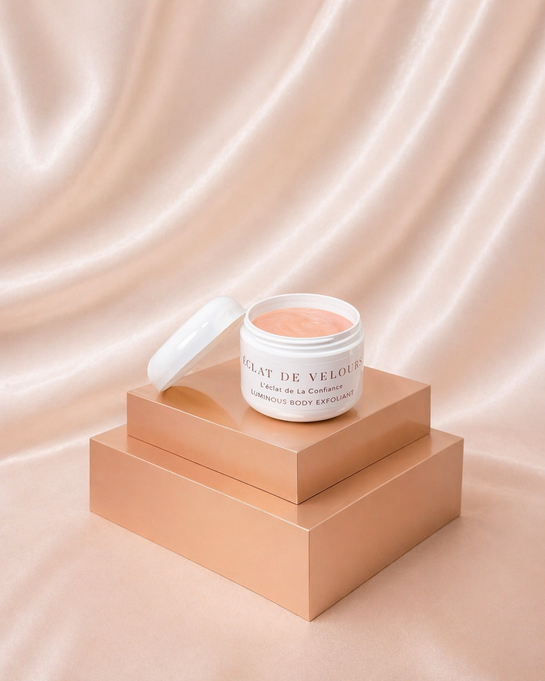 ÉCLAT DE VELOURS Luminous Body Exfoliant