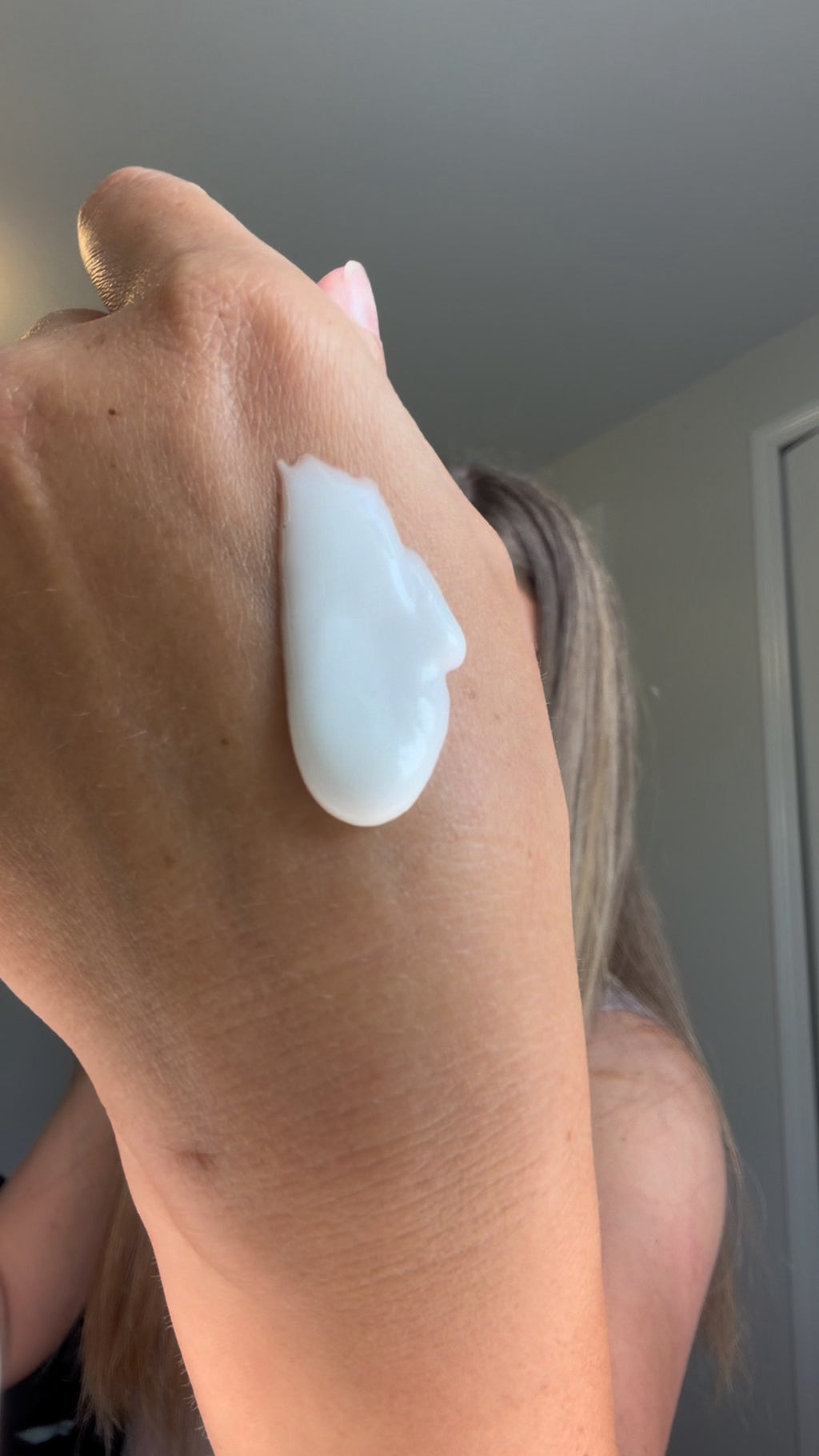 ÉCLAT DE VELOURS Body Care Collection